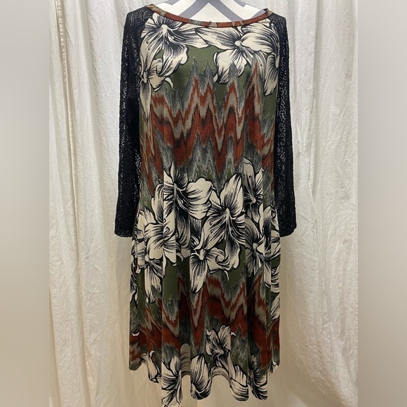 Women’s Plus Size Earth Tone Floral Trapeze Flowy Dress Lace Sleeve‎ Pockets 3X - Picture 3 of 11
